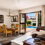 Ref 325 Elena Villa