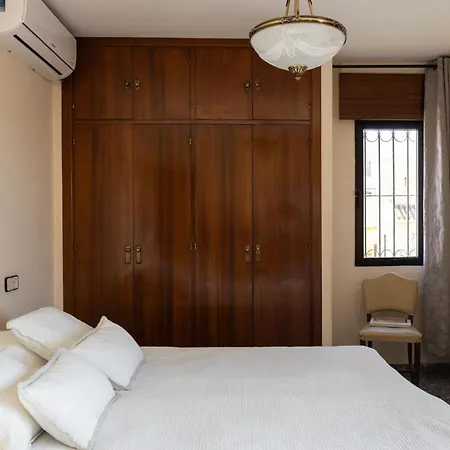 Ref 325 Elena Fuengirola