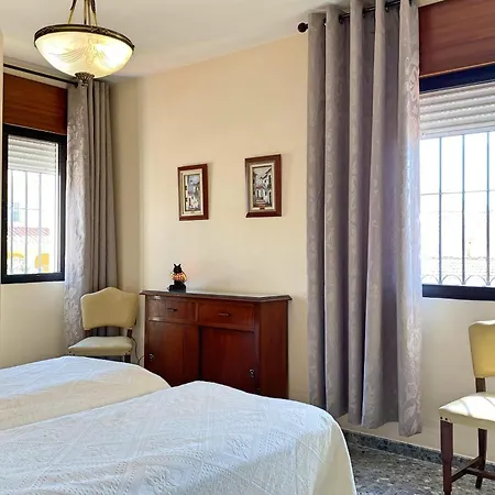 Ref 325 Elena Fuengirola