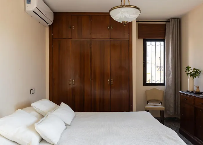 Ref 325 Elena Fuengirola