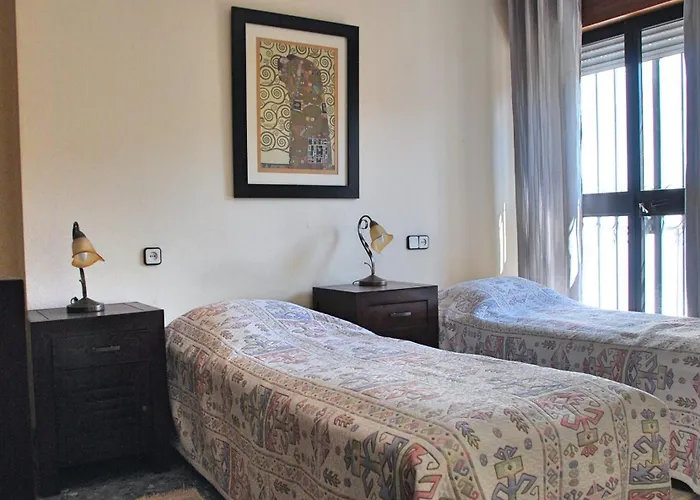 Ref 325 Elena Fuengirola